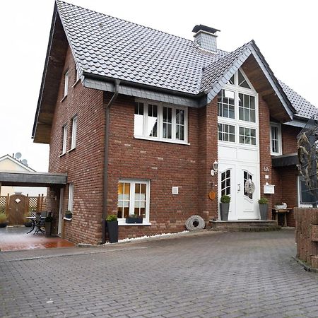 Ferienwohnung Менден Екстериор снимка