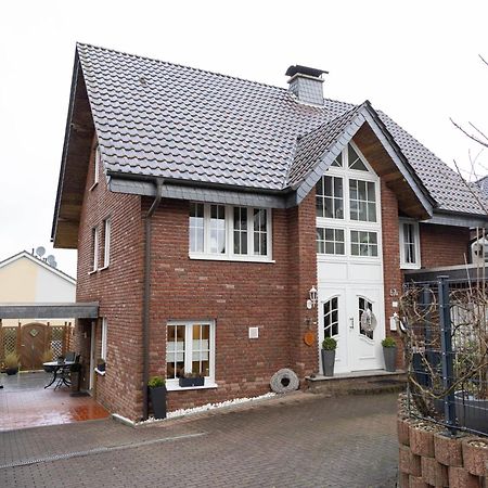 Ferienwohnung Менден Екстериор снимка