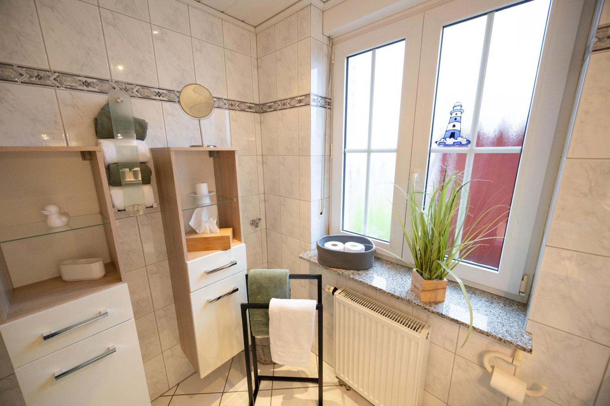 Ferienwohnung Менден Екстериор снимка